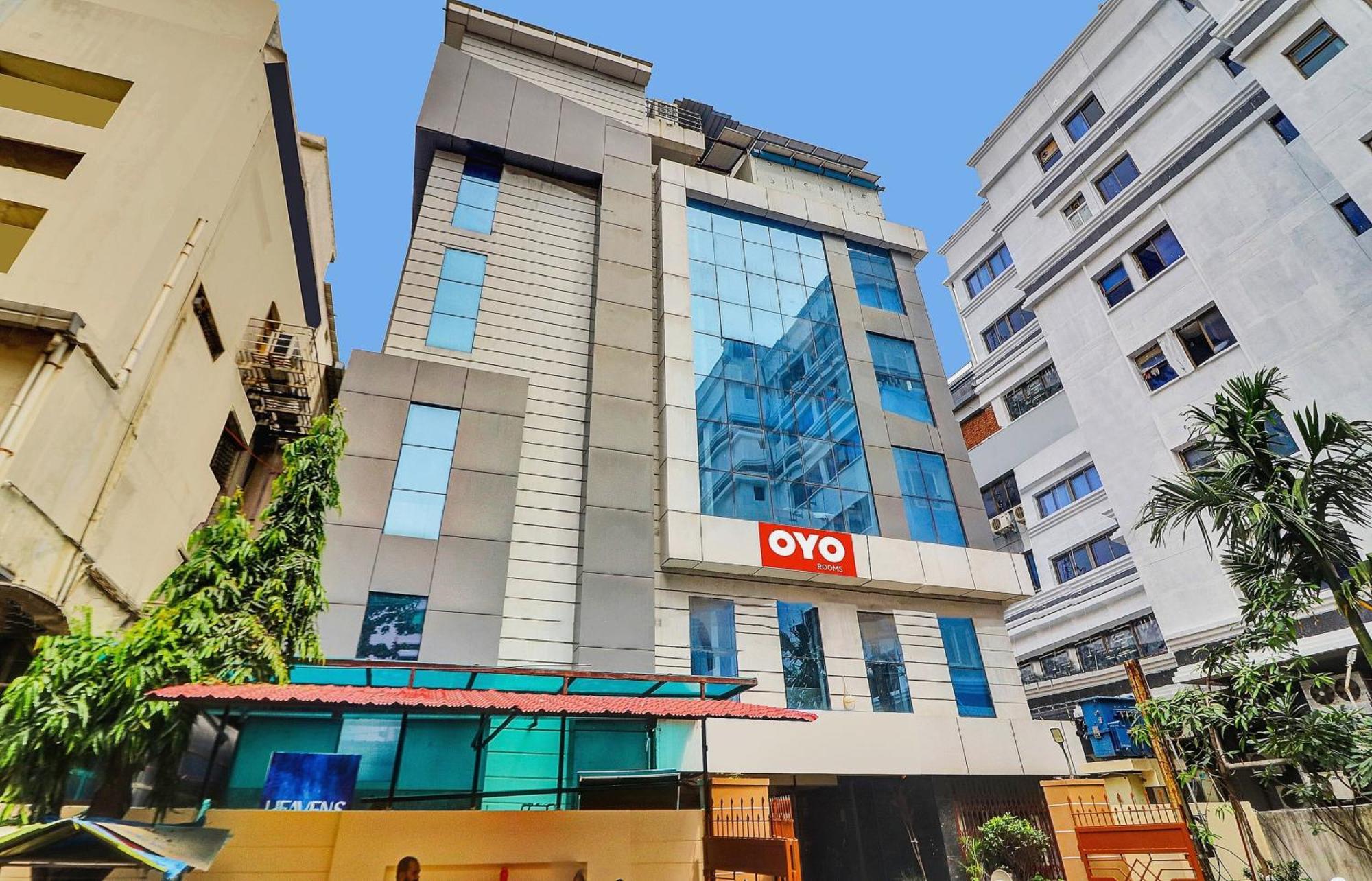 Heavens Inn Near Rasoolpura Metro Station Hyderabad Exterior photo